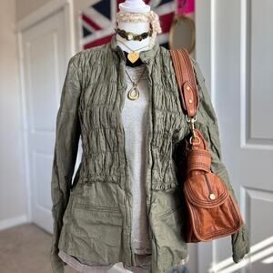 Green long sleeve chicos lightweight